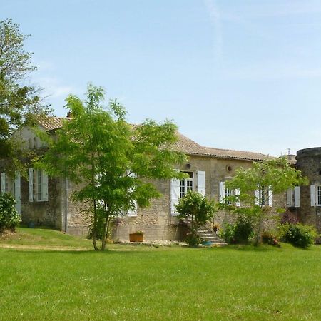 Ancien Haras De La Tour Bed and Breakfast Lamothe-Landerron Buitenkant foto