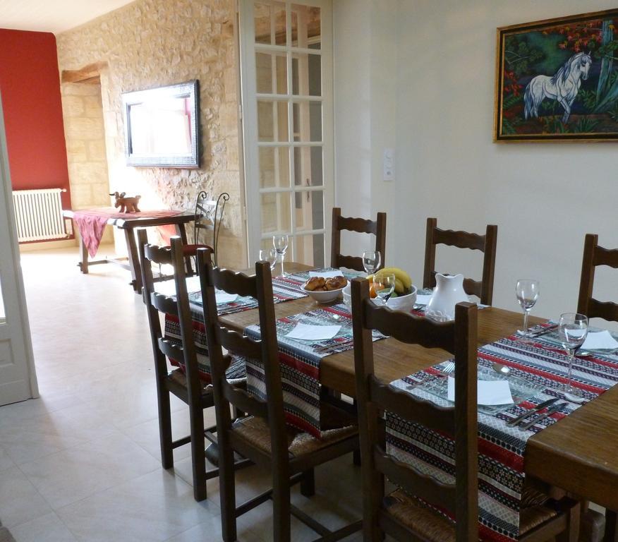Ancien Haras De La Tour Bed and Breakfast Lamothe-Landerron Buitenkant foto