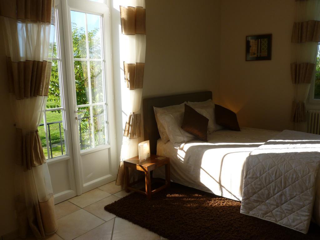 Ancien Haras De La Tour Bed and Breakfast Lamothe-Landerron Buitenkant foto