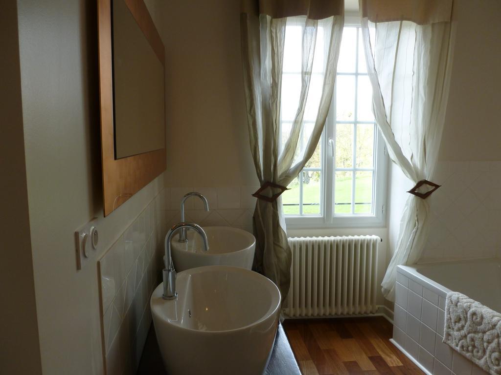 Ancien Haras De La Tour Bed and Breakfast Lamothe-Landerron Buitenkant foto