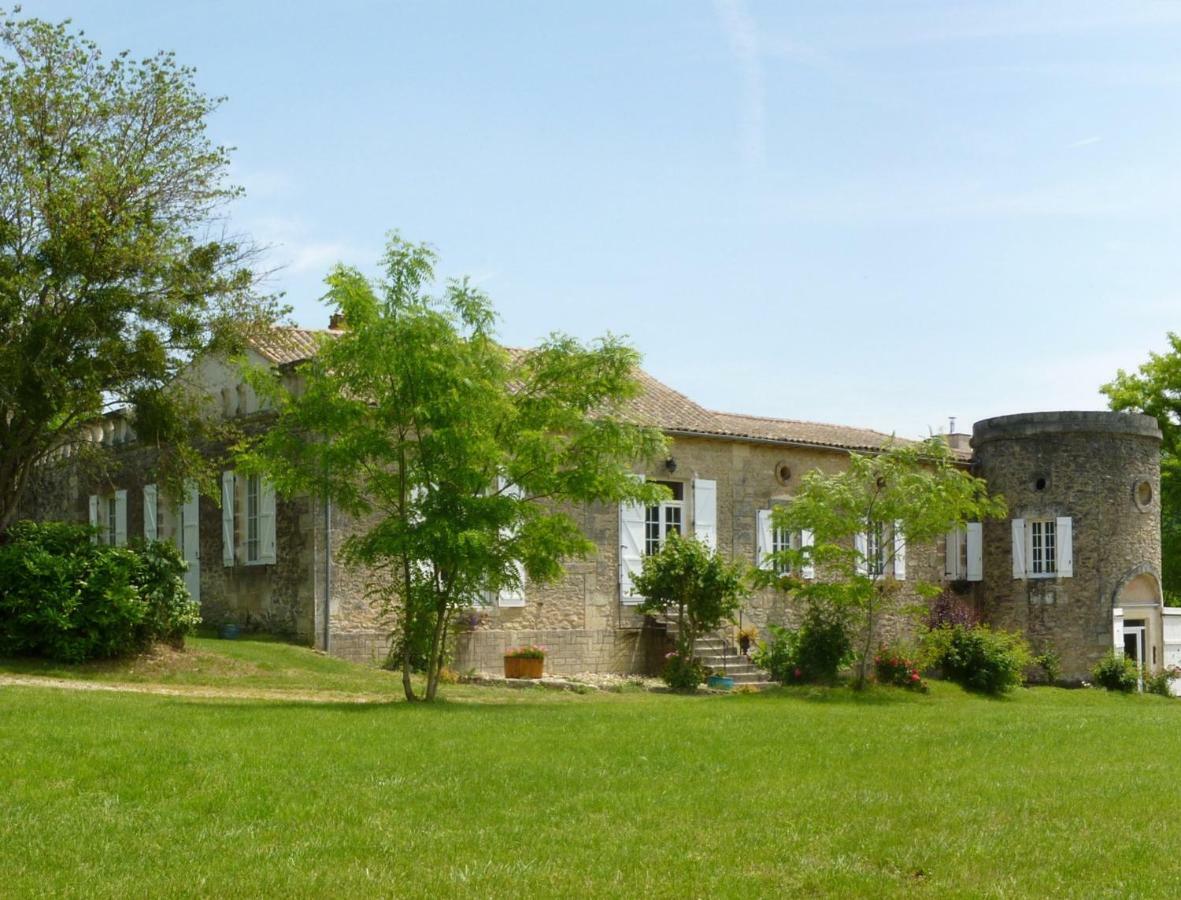 Ancien Haras De La Tour Bed and Breakfast Lamothe-Landerron Buitenkant foto
